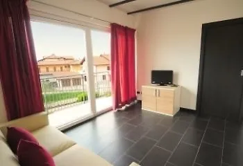 Residence Windsurf Domaso Aparthotel