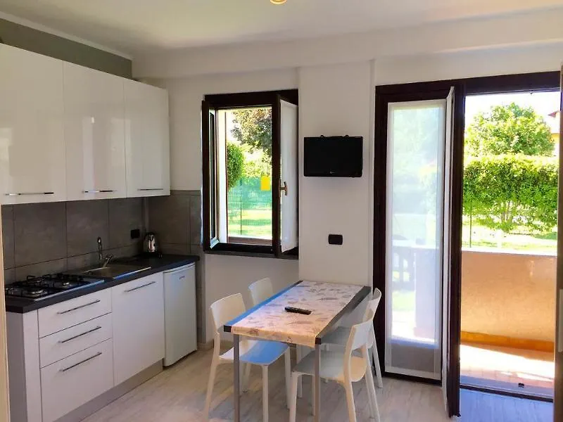 Residence Windsurf Domaso Aparthotel